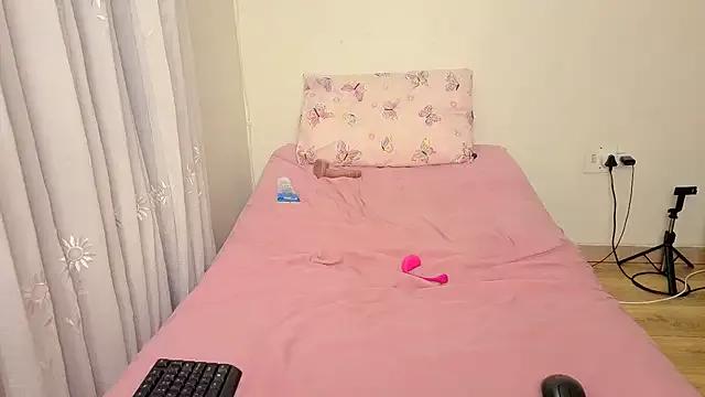 StripChat GiantBootyMilf is Freechat GiantBootyMilf — please help me to buy booty oil