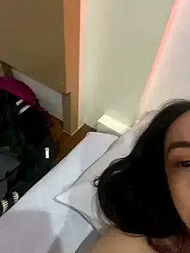 hermosaALONDRAxx on StripChat