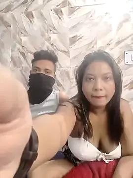 hornyzinia123 on StripChat