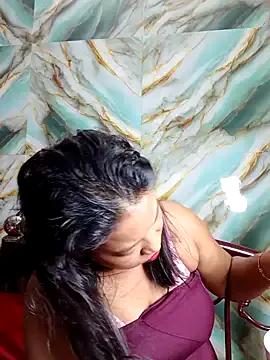 hornyzinia123 on StripChat