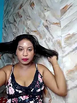 hornyzinia123 on StripChat