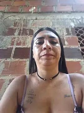 hot_veteran01 — I show my pussy to a stranger