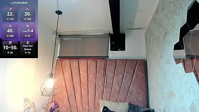 Private Issa_Milf__ on StripChat