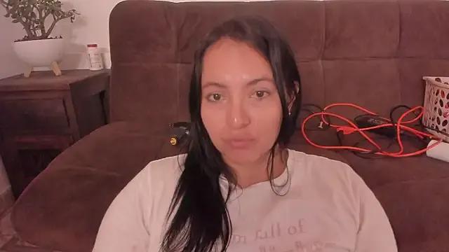 Freechat Ivannabreast_Official on StripChat