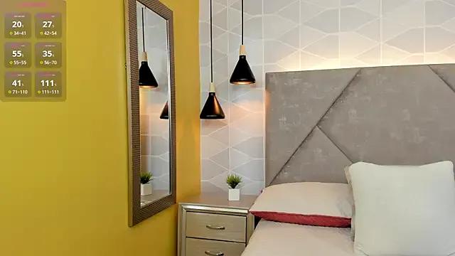 Jade_Whisper on StripChat