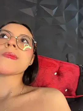 Freechat Juanita-Diaz on StripChat