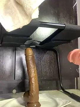 Freechat JuicyEve on StripChat