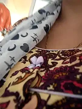 kaamuk_shweta on StripChat