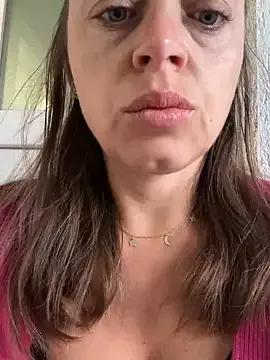 ladywithbigass on StripChat