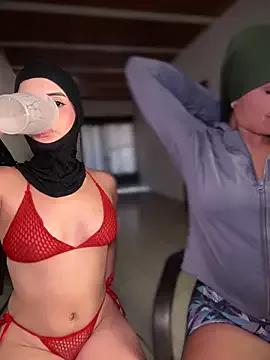 Freechat lalilamassu1 on StripChat