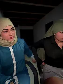 Freechat lalilamassu1 on StripChat