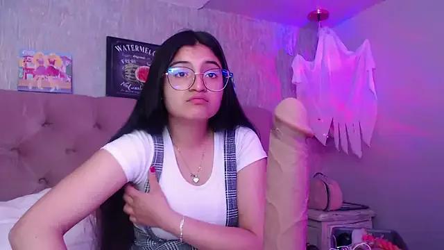 laurenelove on StripChat