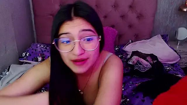 laurenelove on StripChat