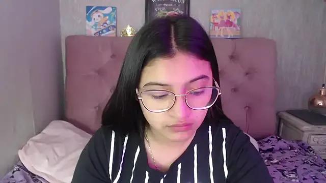 laurenelove on StripChat