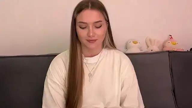 Private LouraStalter on StripChat