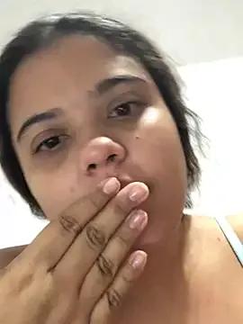 luisahot_9727 on StripChat