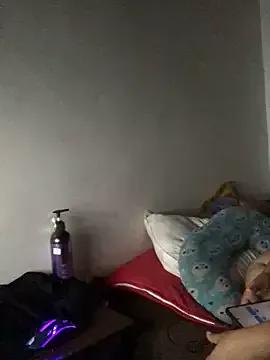 luisahot_9727 on StripChat