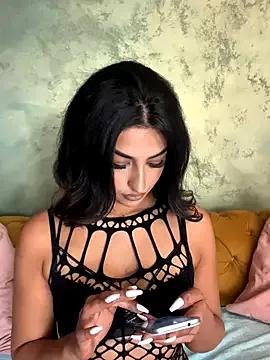 Mia_spicyy on StripChat