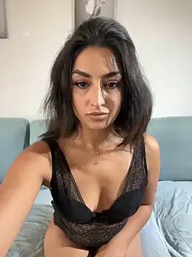 Mia_spicyy on StripChat