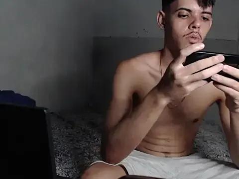 Freechat MicaelRian69 on StripChat