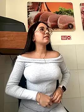 Michelle_Zoe on StripChat