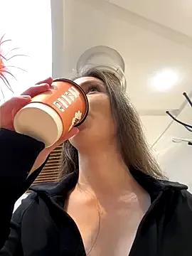 Freechat MilaBee on StripChat