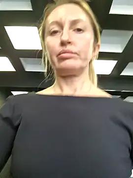 Miss____Mia_ — Squirt   