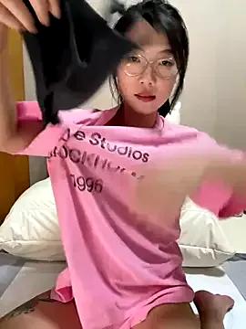 Nami-OP on StripChat