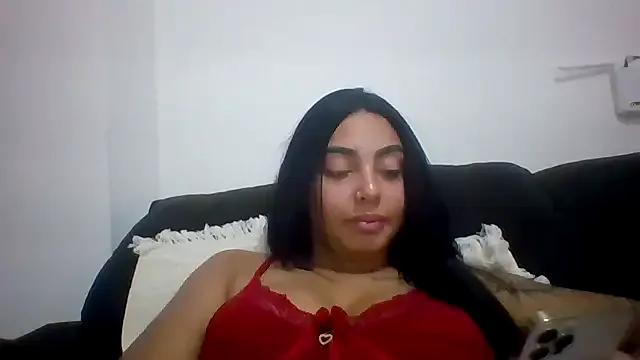 Freechat Nandinha777 on StripChat