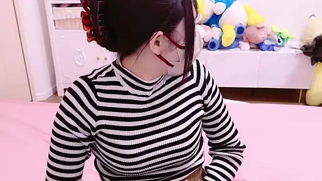 nathi_poyo on StripChat