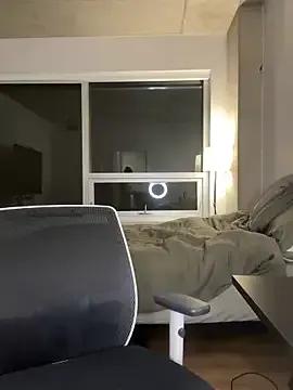 Freechat nerdynina on StripChat