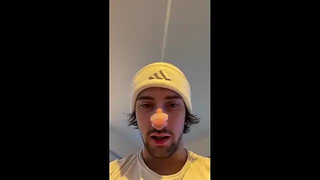 Passion-Frucht on StripChat