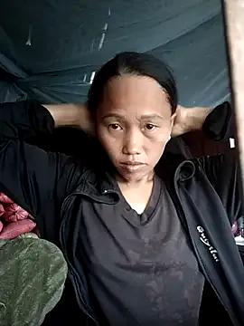 PhamPm70 on StripChat