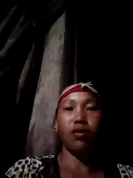 PhamPm70 on StripChat