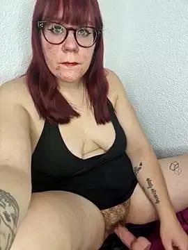 princessekandy666 — Doigtate chatte et 30 coup fouet
