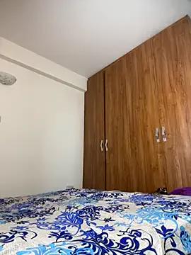 Rose_berry on StripChat