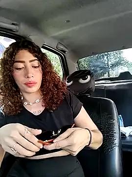 roxyrougee on StripChat