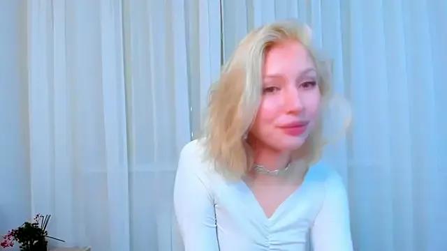 Freechat SallyCha on StripChat