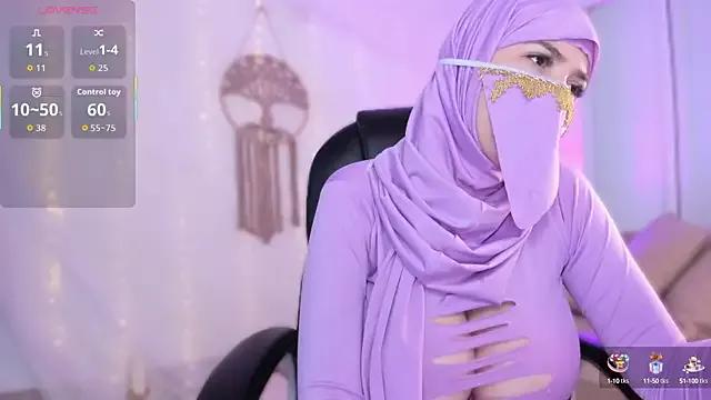 salma_isawwii on StripChat