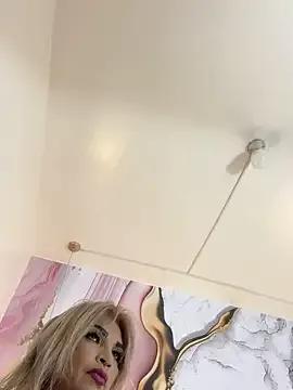 scarlett_sexx69 on StripChat