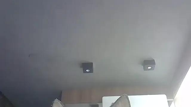 StripChat SkinnyKitten is Freechat SkinnyKitten — show bellymostrar barriga