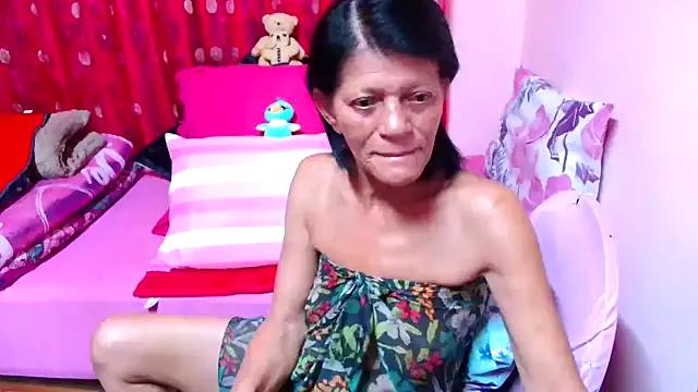 SLUTTYROXY on StripChat