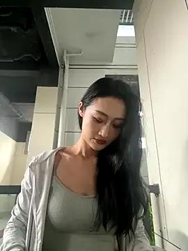 so-linger on StripChat