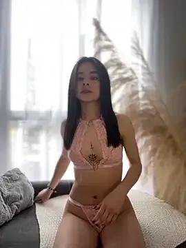 Sofi_Leal on StripChat