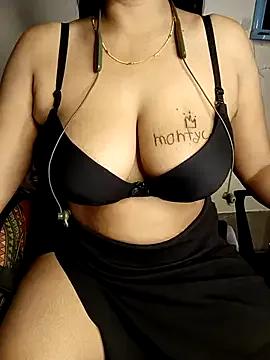Sony-Model on StripChat