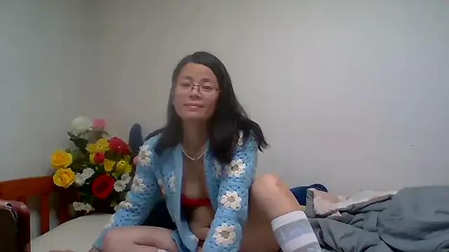 sweethanajapanese — Freechat on StripChat