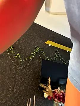 Tasty_Nora on StripChat