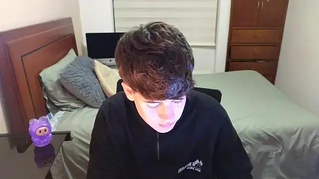 Private tightncuteass on StripChat