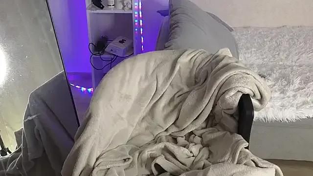 Freechat Tofumuchh on StripChat