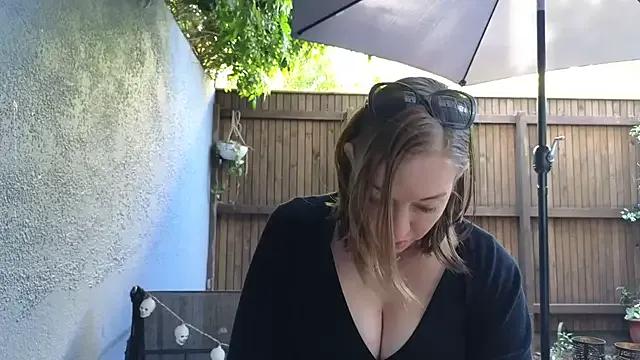 Freechat TopsyWilde on StripChat